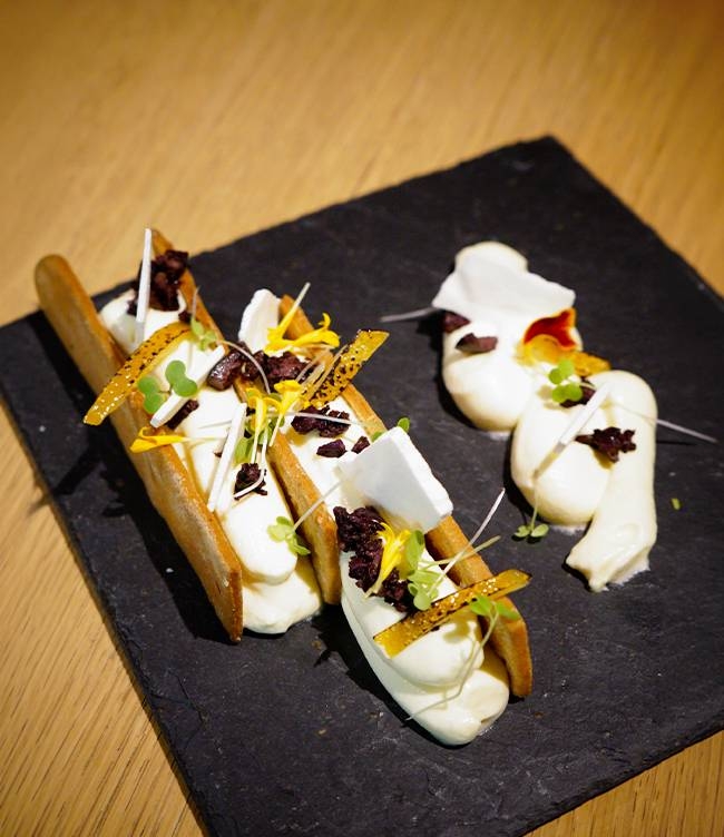 Carte - Le Camélia - Bougival - Restaurant à Croissy sur Seine - Restaurant au bord de la Seine